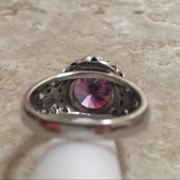Amethyst Statement Ring - Picture 4 of 4